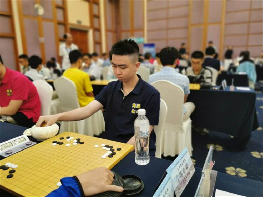 全国围棋锦标赛海南男队保持不败 海南女队憾负