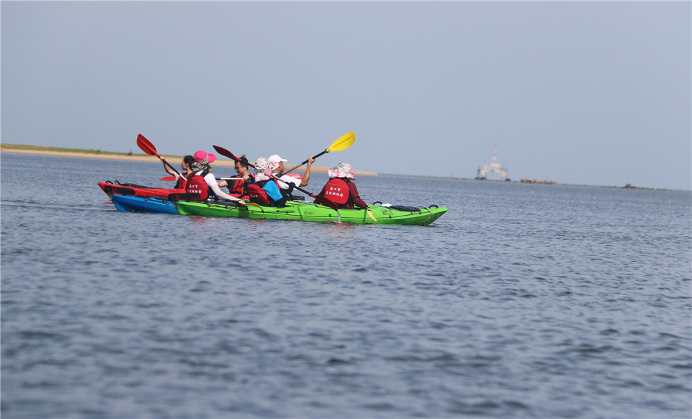 夏日海岛玩法多！皮划艇、桨板项目带你“浪”起来