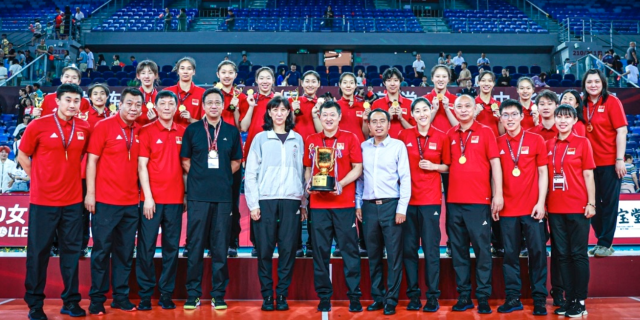 中国U20女排力克日本，时隔八年重夺冠军！