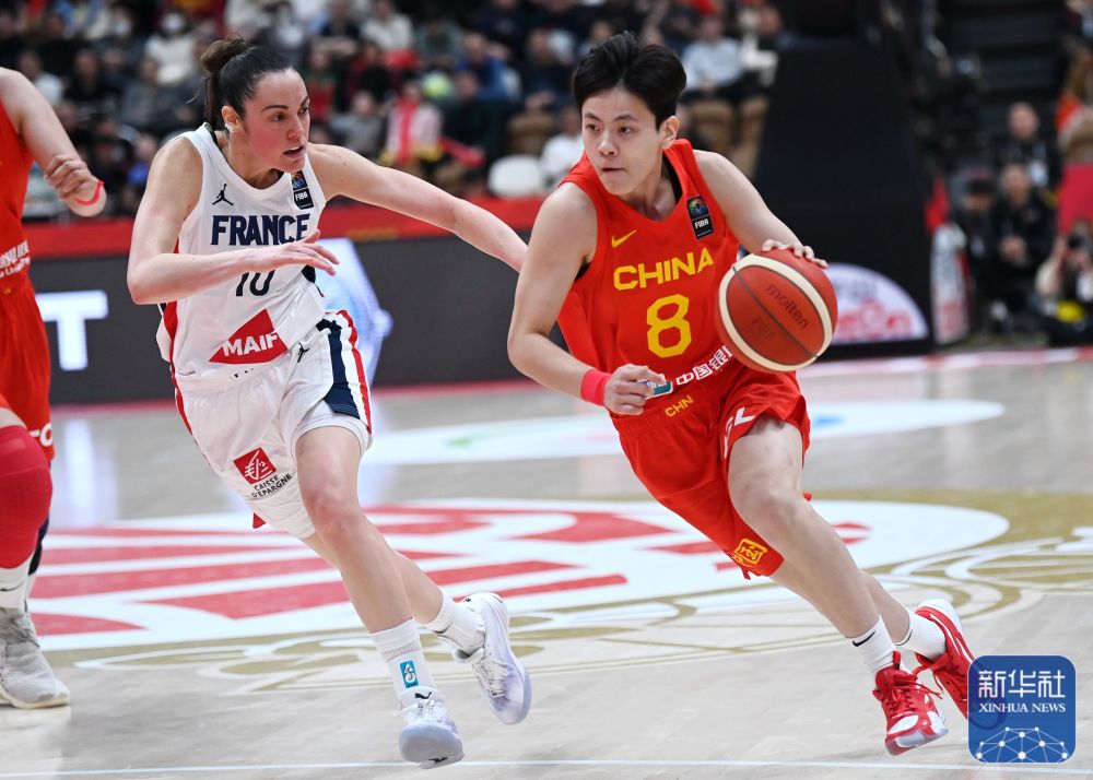 中国女篮70:72惜败澳大利亚女篮